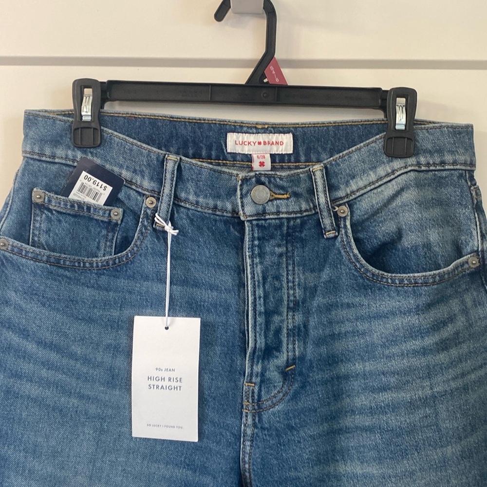 Women’s Size 6/28 Lucky Brand High Rise Straight Jeans